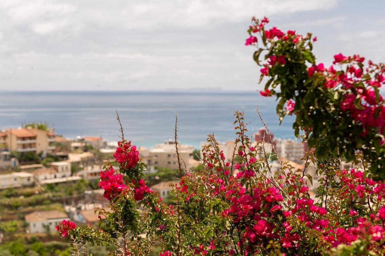 Janakis Apartments Himara Kültér fotó